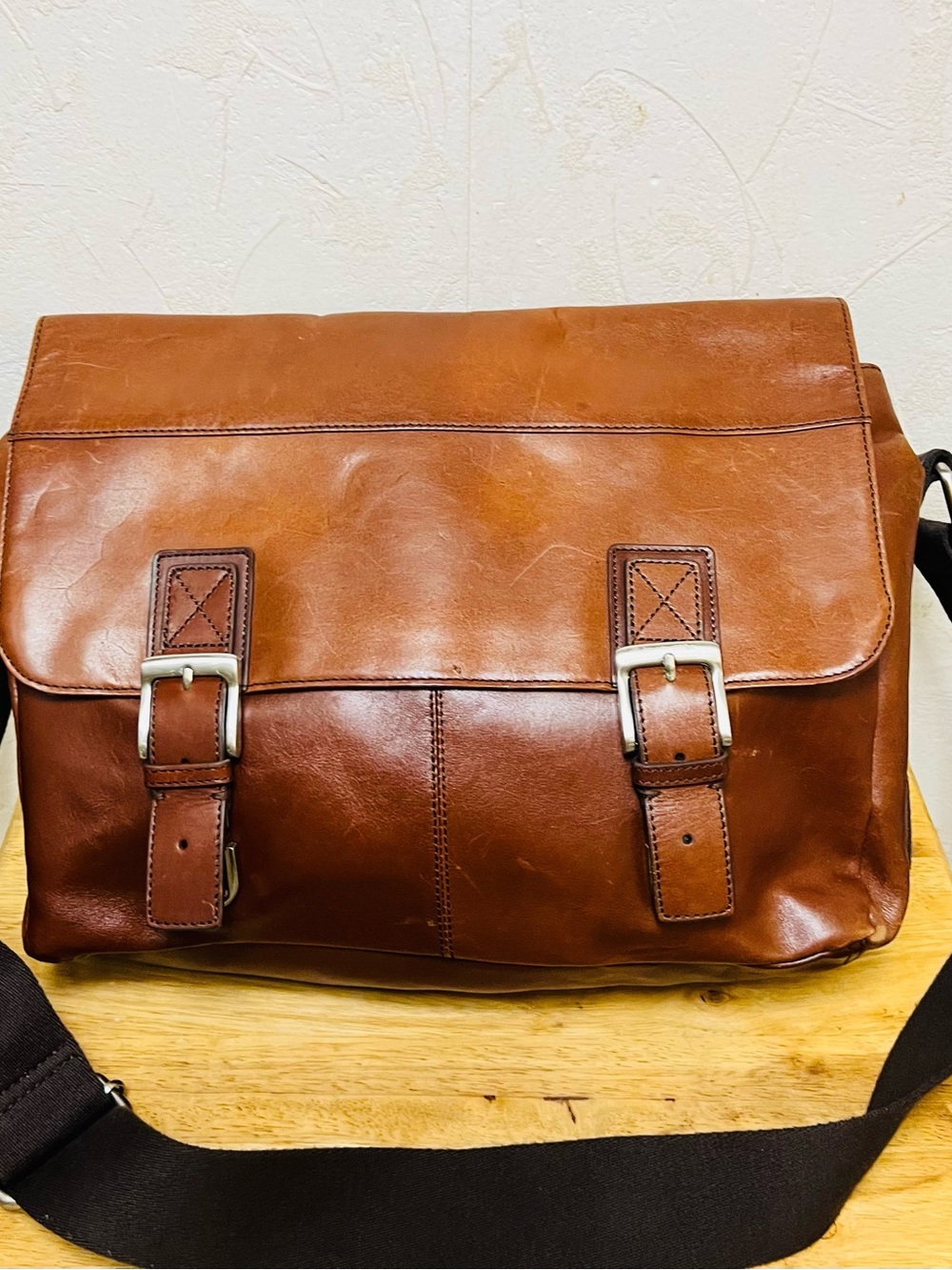 vintage Fossil Leather Messenger Bag